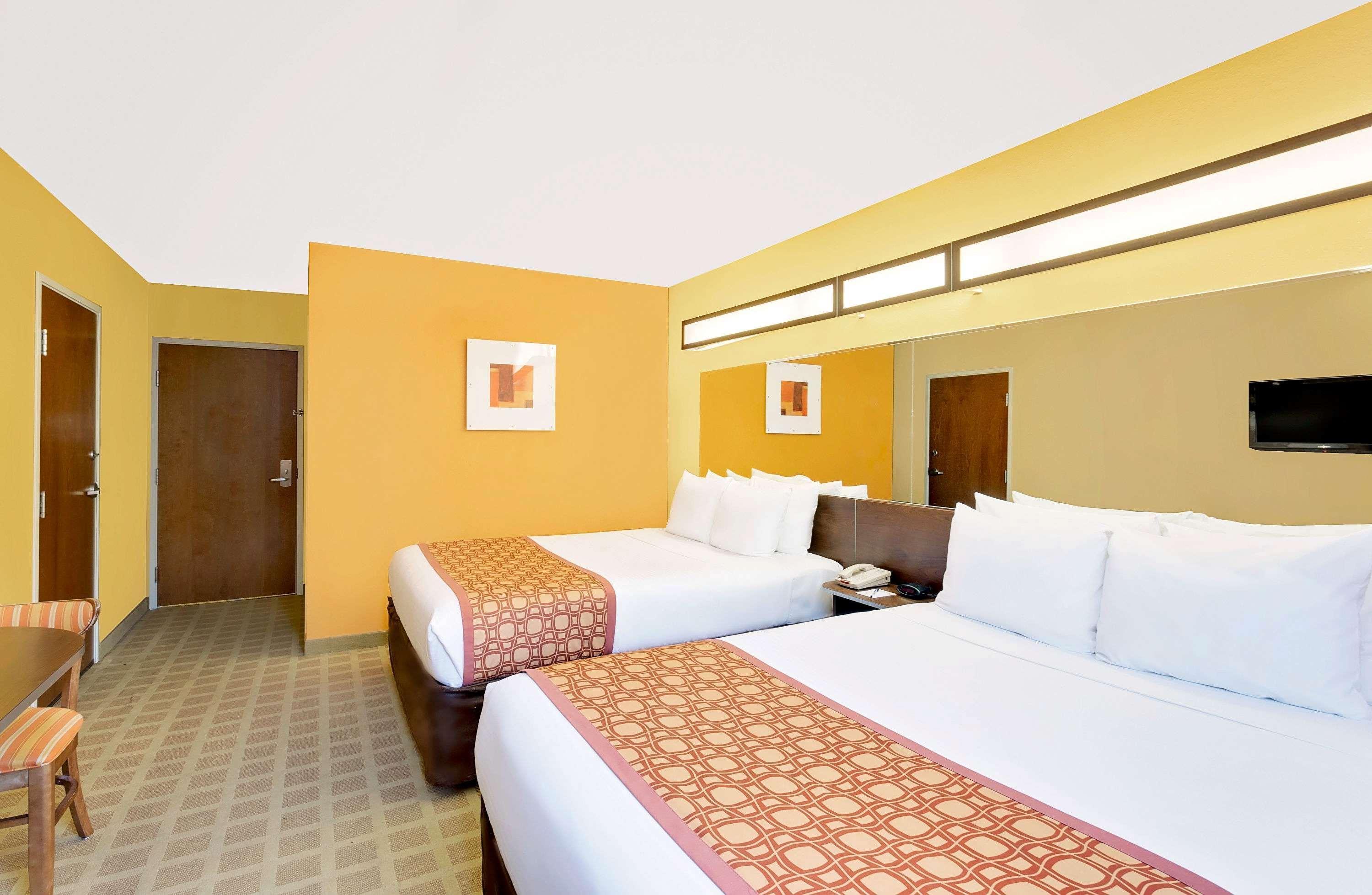 Microtel Inn & Suites By Wyndham Princeton Εξωτερικό φωτογραφία